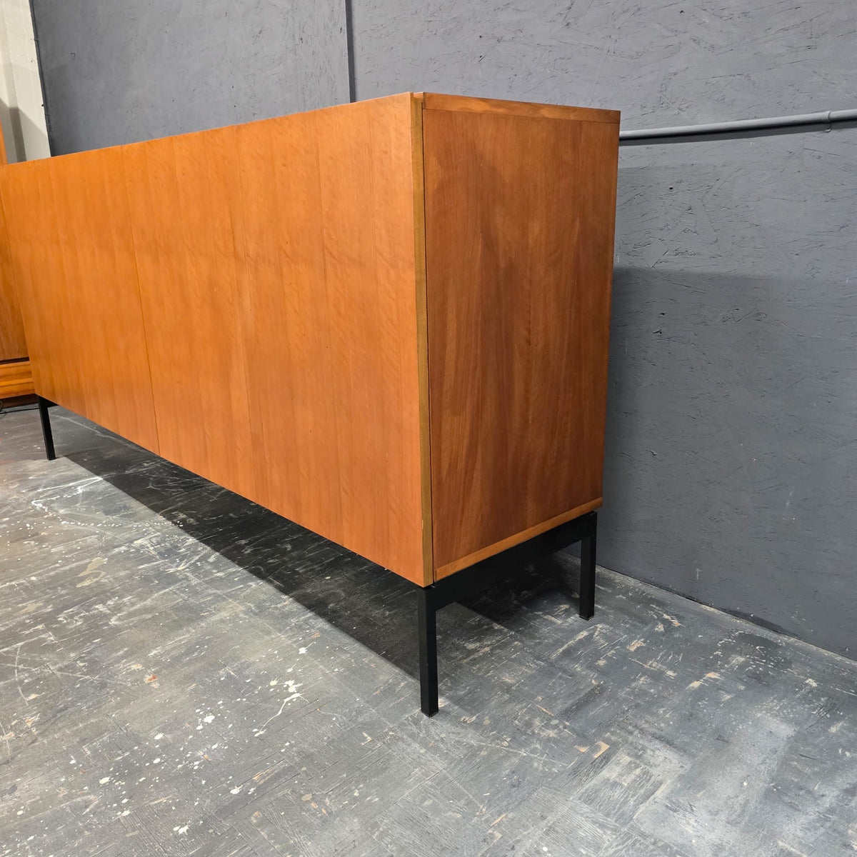 Mid-Century Highboard – 1960er Jahre