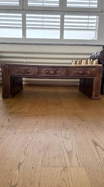 Vintage Aviator Couchtisch