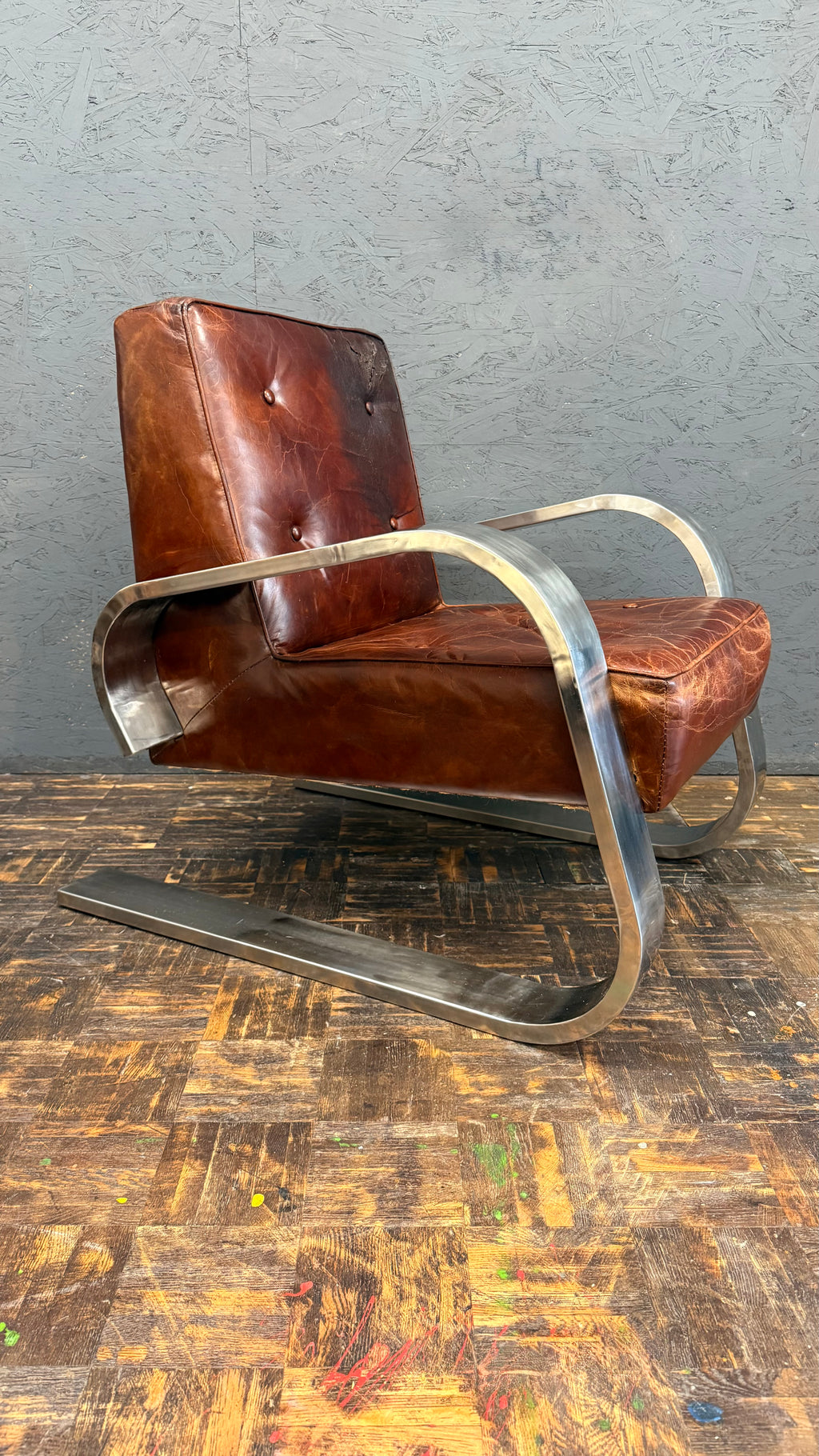 Ledersessel im Bauhaus-Stil – Cognacbraun & Metall