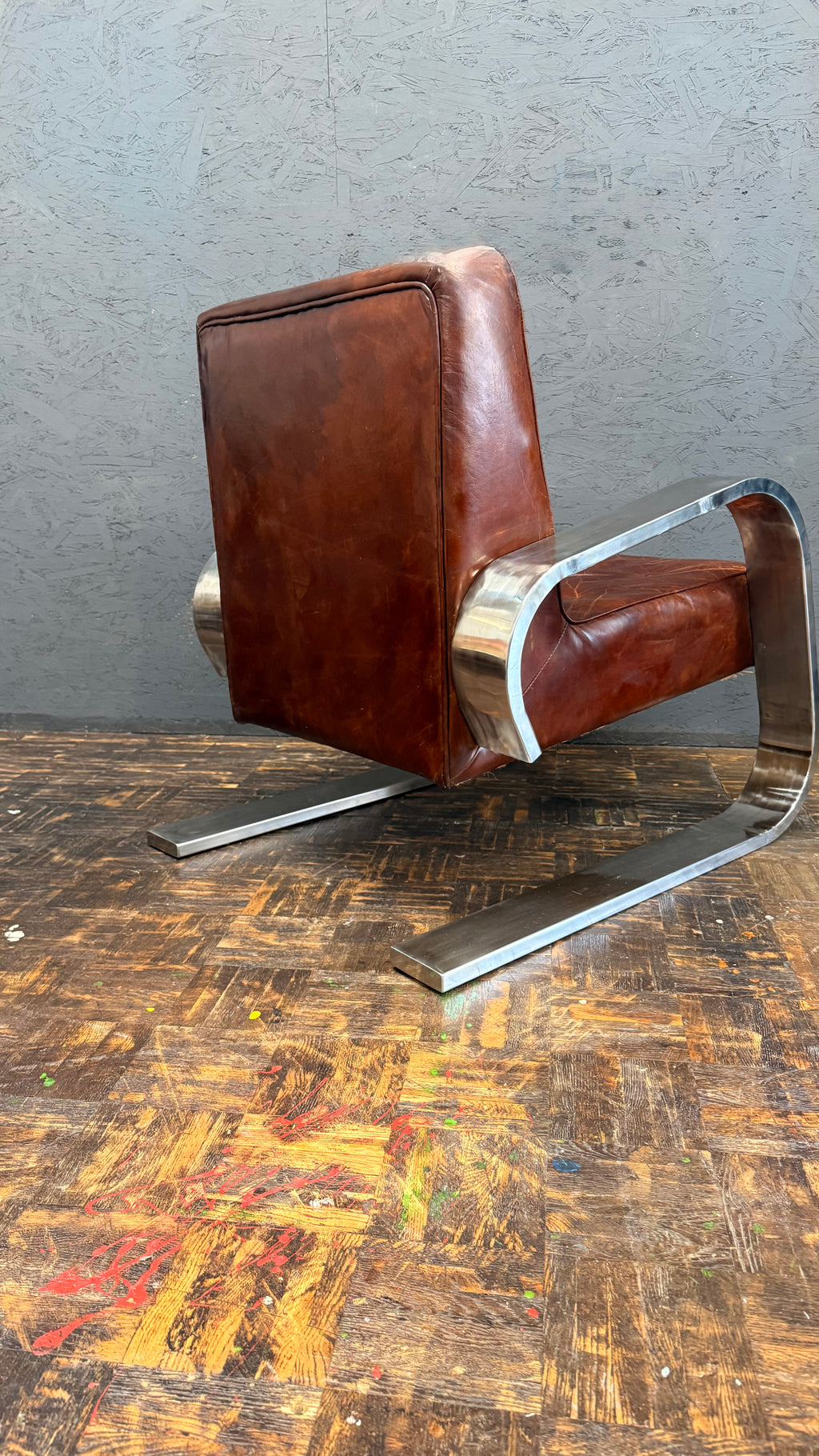 Ledersessel im Bauhaus-Stil – Cognacbraun & Metall