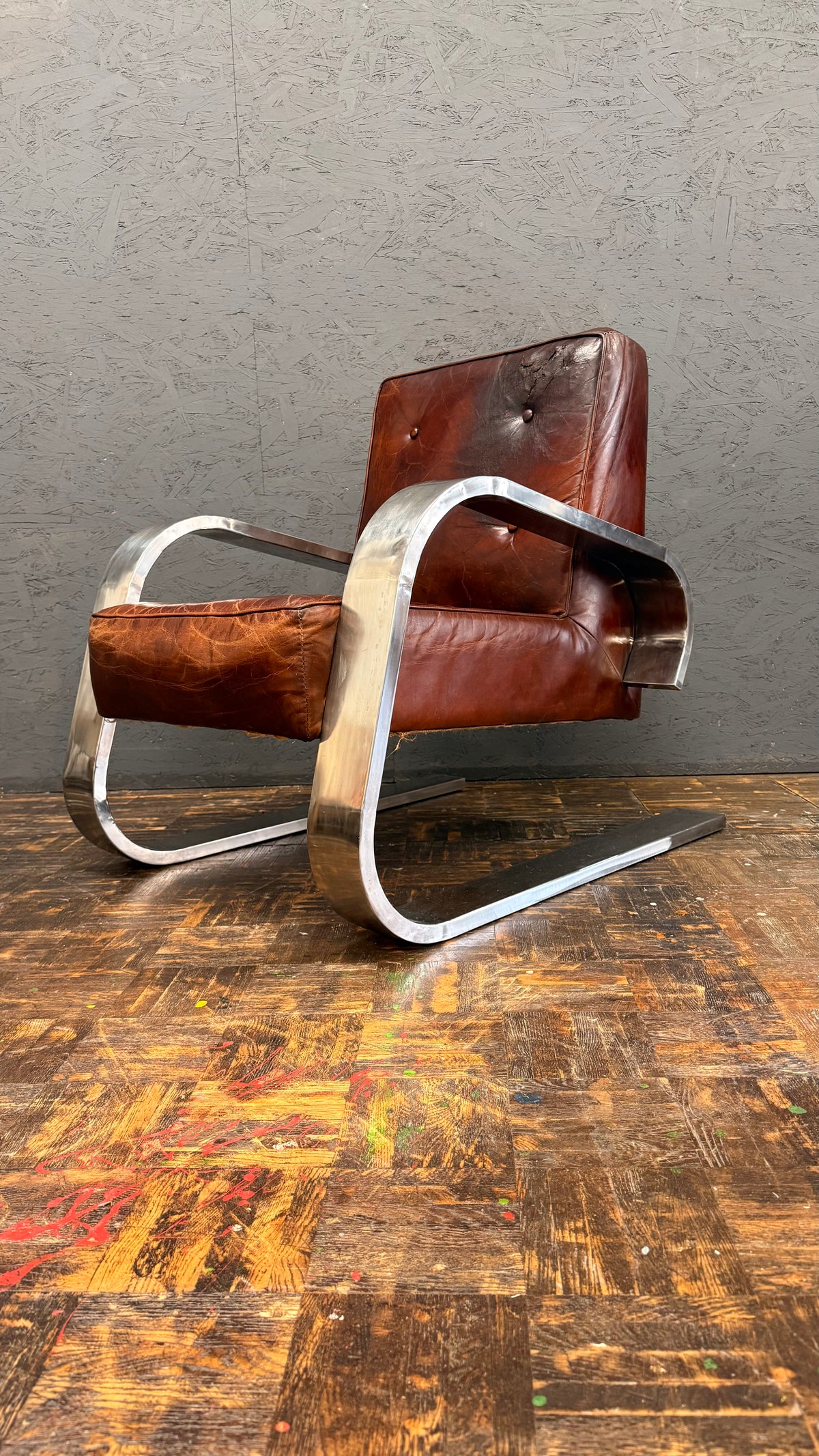 Ledersessel im Bauhaus-Stil – Cognacbraun & Metall