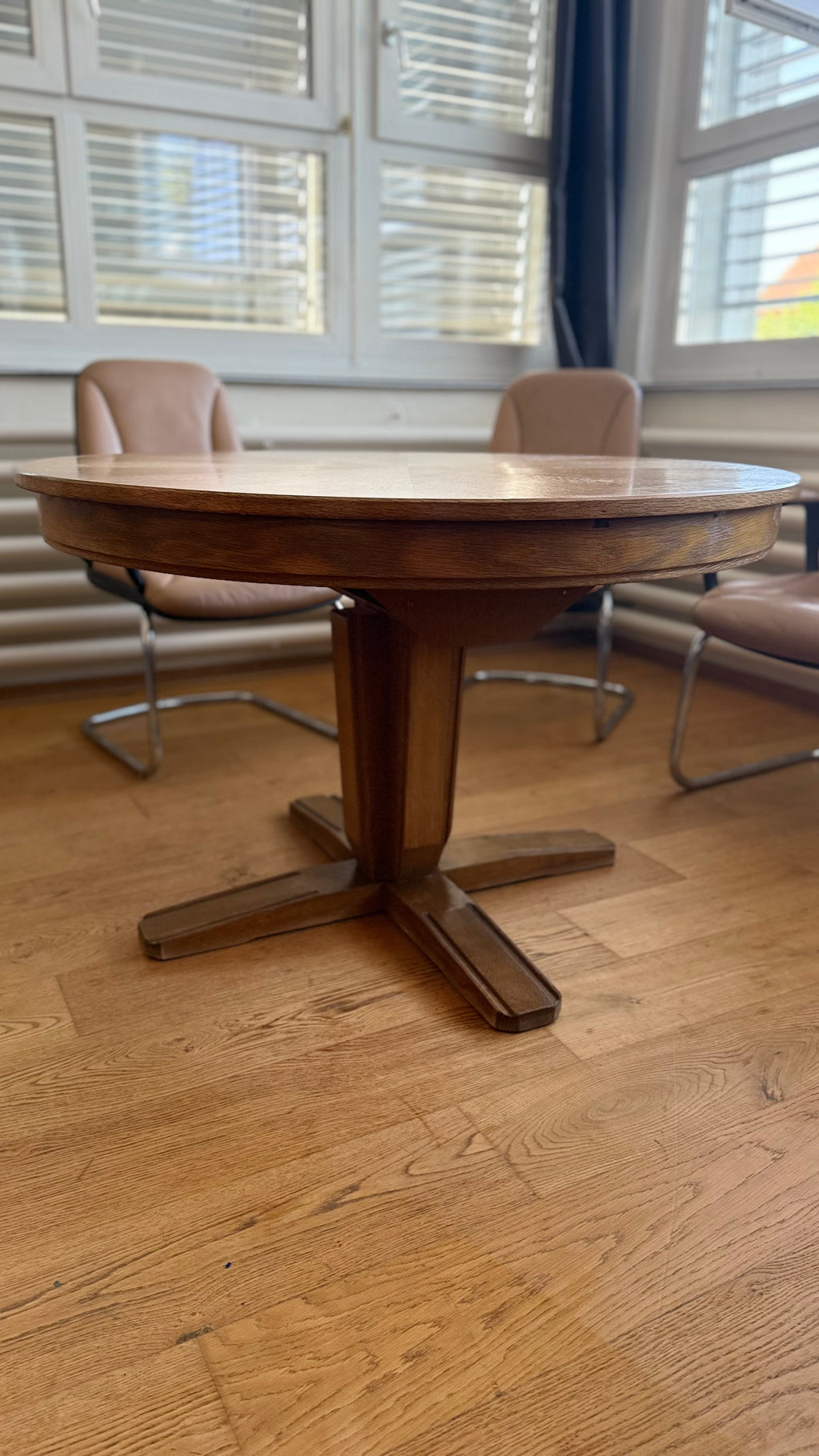 Oak Extendable Dining Table