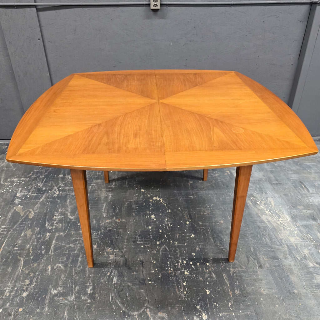 Danish Style Ausziehtisch – Mid-Century